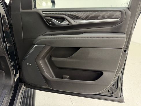 Used 2021 GMC Yukon Denali w/ Denali Premium Package image 35