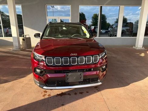Used 2022 Jeep Compass Limited AWD/4WD image 11