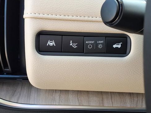 New 2026 Nissan Armada Platinum w/ Convenience Package image 18