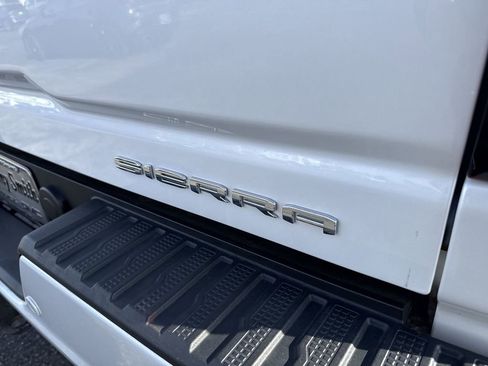 Certified 2024 GMC Sierra 2500 Denali Ultimate image 39