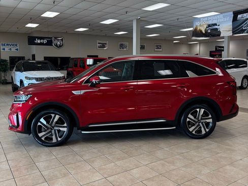 Used 2023 Kia Sorento EX image 3