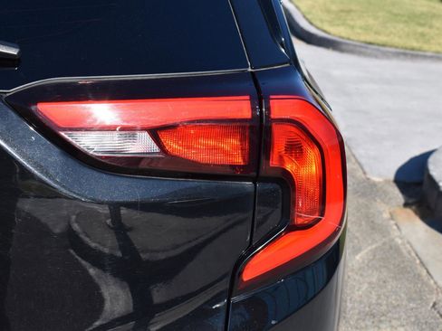 Used 2020 GMC Terrain SLT image 8