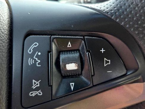 Used 2014 Chevrolet Sonic LS image 18