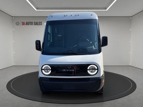 Used 2024 Rivian Delivery 500 FWD image 8