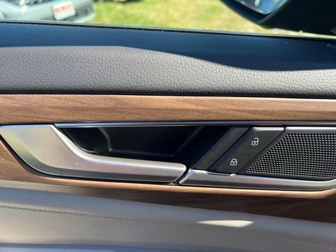 New 2026 Volkswagen Atlas SE image 19