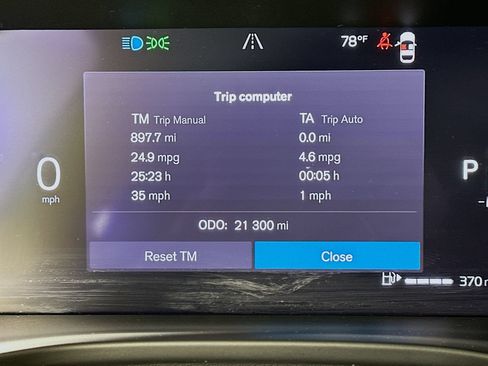 Used 2024 Volvo XC40 B5 Ultimate w/ Climate Package AWD/4WD image 22