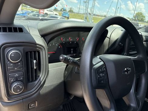 Used 2026 Chevrolet Silverado 2500 Custom w/ Custom Convenience Package AWD/4WD image 26