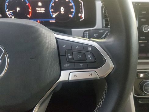 Used 2021 Volkswagen Atlas SEL Premium image 27