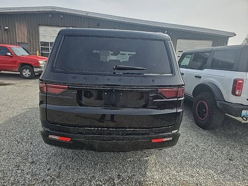 Used 2022 Jeep Wagoneer Series II image 5