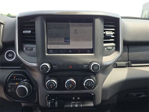 Used 2024 RAM 2500 Big Horn w/ Bed Utility Group image 21