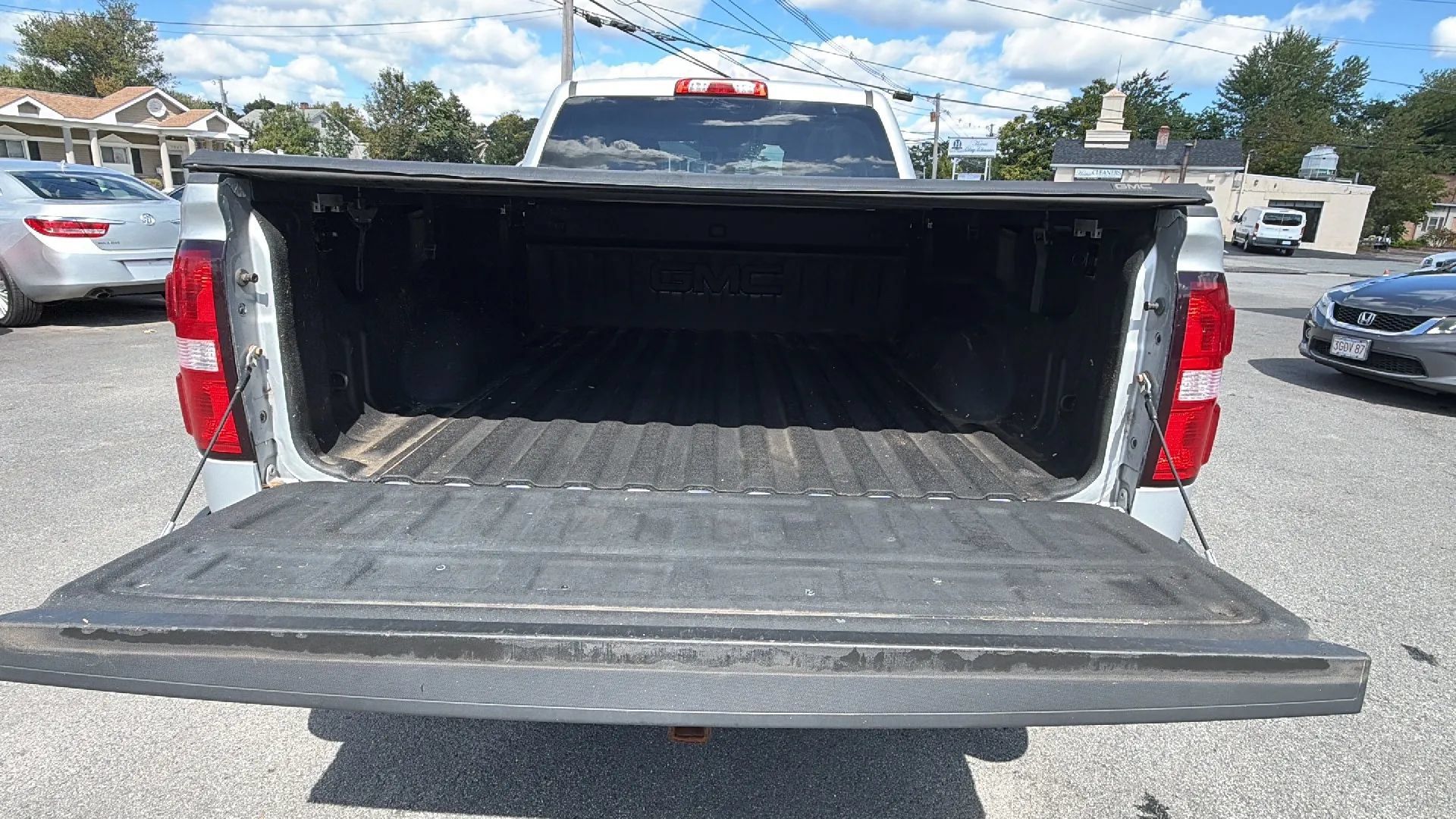 Used 2015 GMC Sierra 1500 SLE w/ SLE Value Package AWD/4WD image 20