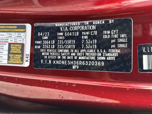 Used 2024 Kia Carnival SX Prestige FWD image 42