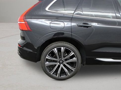 Certified 2023 Volvo XC60 B5 Ultimate w/ Climate Package image 35