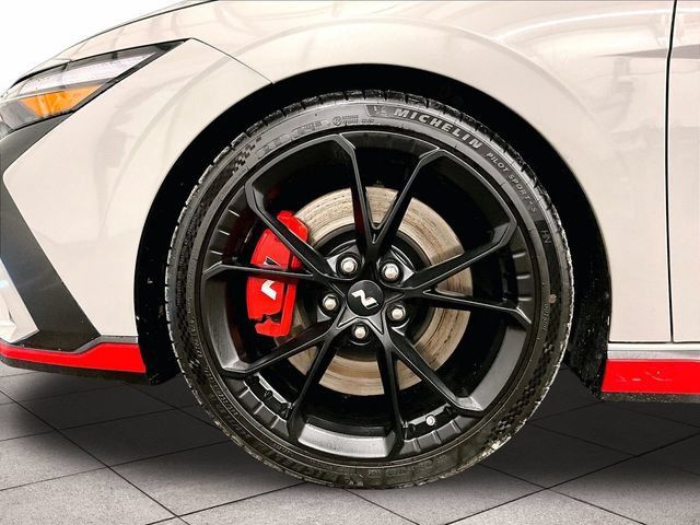 Used 2025 Hyundai Elantra N FWD image 8