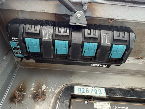 Used 2012 Ford F550 2WD Regular Cab Super Duty w/ Payload Upgrade Pkg image 13