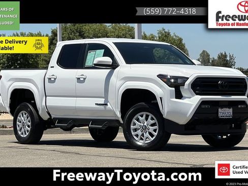Used 2025 Toyota Tacoma SR5 w/ SR5 Upgrade Package AWD/4WD image 1