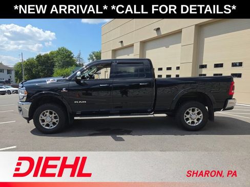 Used 2022 RAM 3500 Laramie w/ Snow Chief Group AWD/4WD image 4