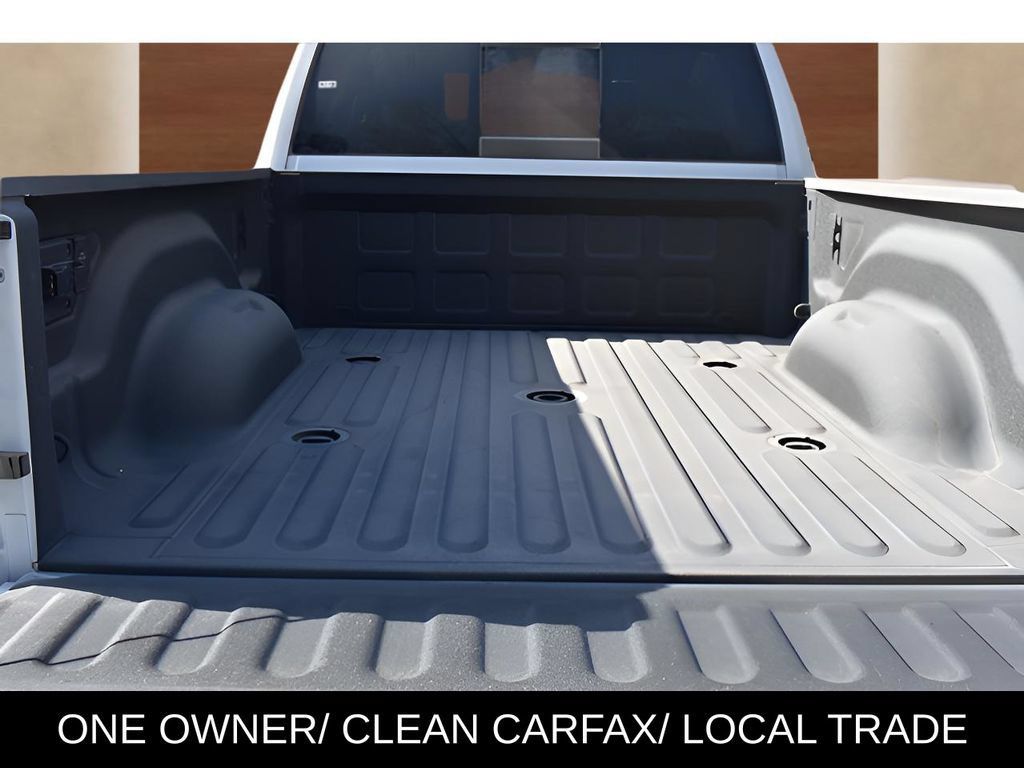 Used 2025 RAM 2500 Laramie w/ Night Edition AWD/4WD image 9