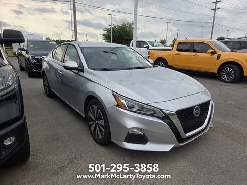 Used 2022 Nissan Altima 2.5 SV FWD image 3