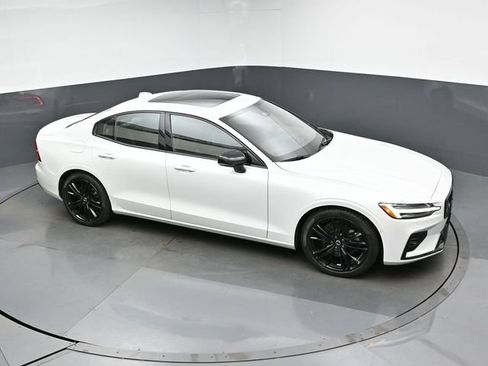Used 2023 Volvo S60 B5 Plus w/ Climate Package AWD/4WD image 42