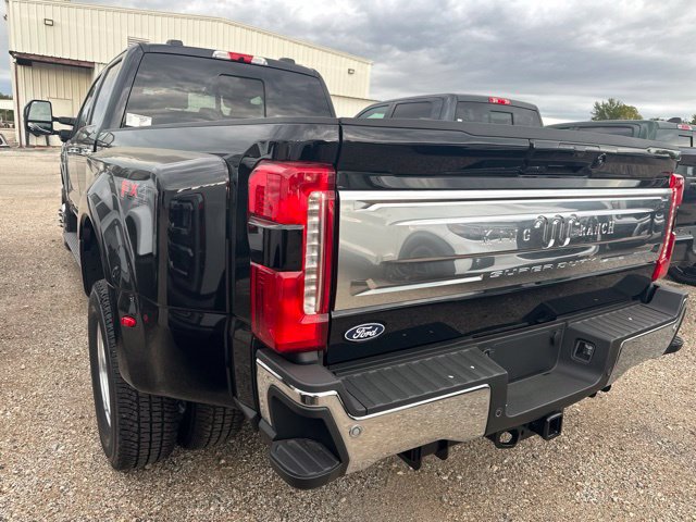 New 2027 Ford F350 King Ranch w/ Chrome Package AWD/4WD image 5