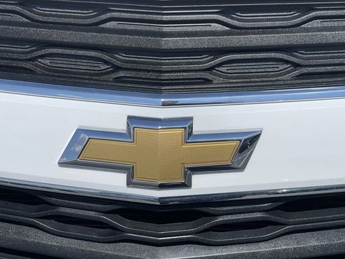 Used 2017 Chevrolet Equinox LS FWD image 29