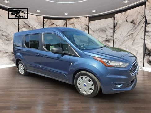 Used 2019 Ford Transit Connect XLT FWD image 3