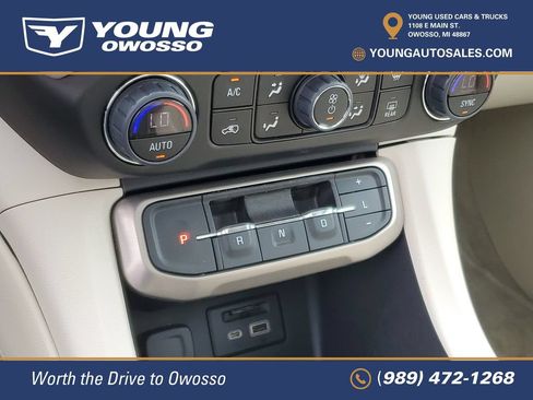 Used 2023 GMC Acadia Denali w/ Denali Ultimate Package AWD/4WD image 20