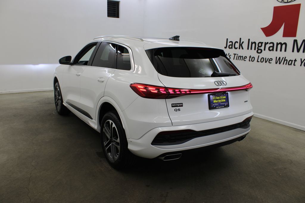 New 2026 Audi Q5 Premium AWD/4WD image 3