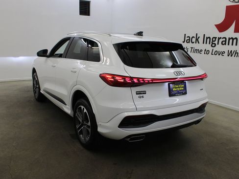 New 2026 Audi Q5 Premium AWD/4WD image 3