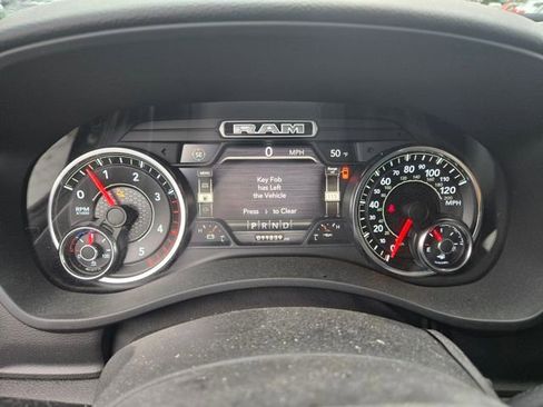 Used 2020 RAM 2500 Big Horn w/ Level 2 Equipment Group image 9