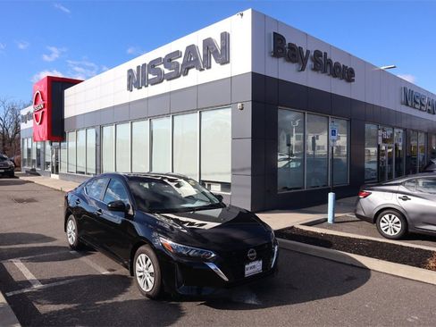 Certified 2025 Nissan Sentra S image 1