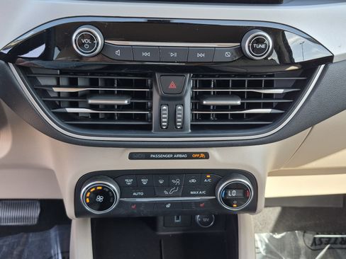 Used 2020 Ford Escape SEL FWD image 25