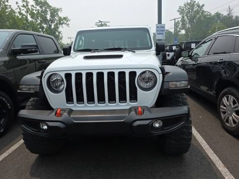 Used 2021 Jeep Gladiator Mojave w/ Trailer Tow Package AWD/4WD image 2