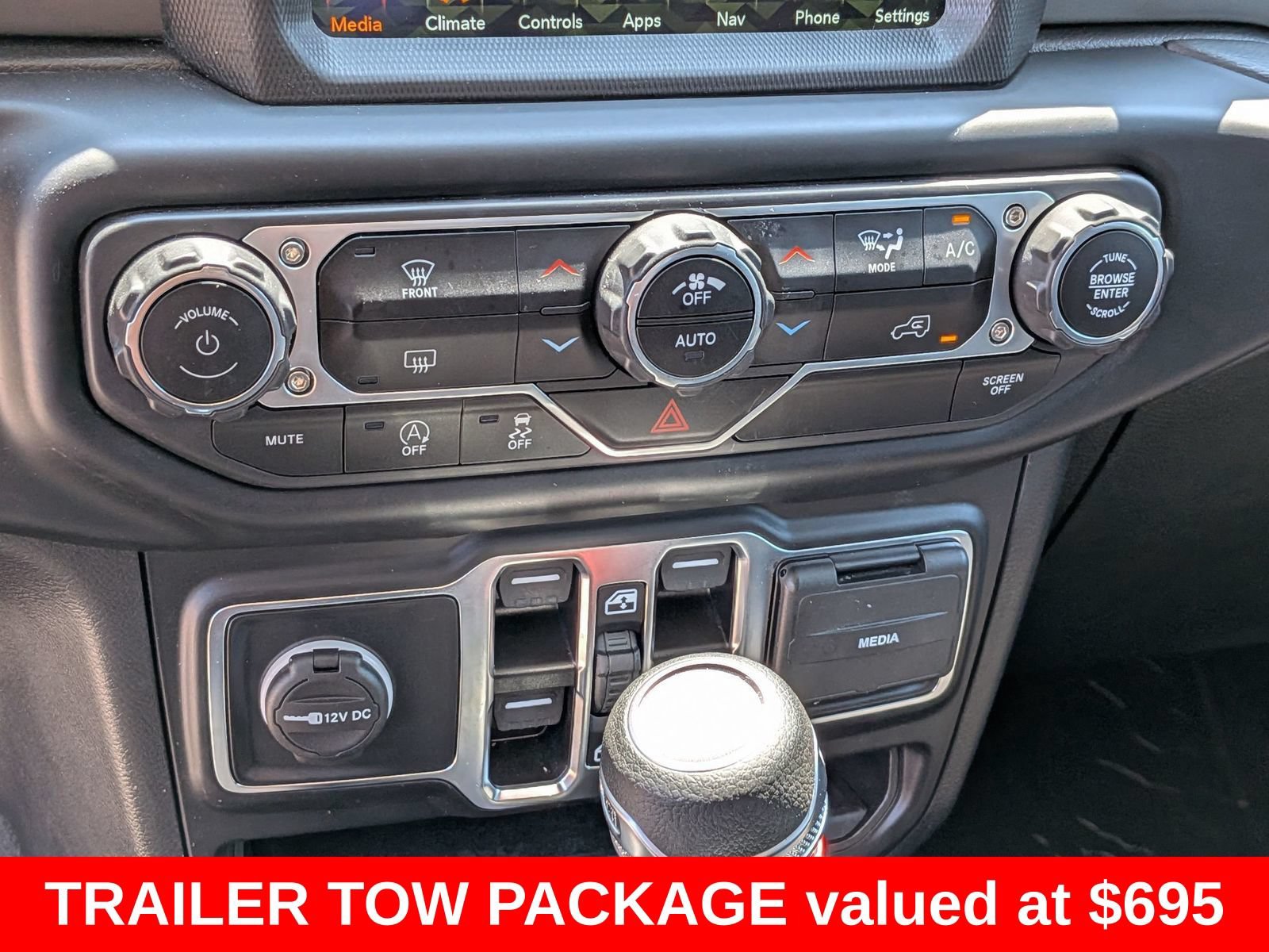 Used 2022 Jeep Gladiator Overland w/ Trailer Tow Package AWD/4WD image 26