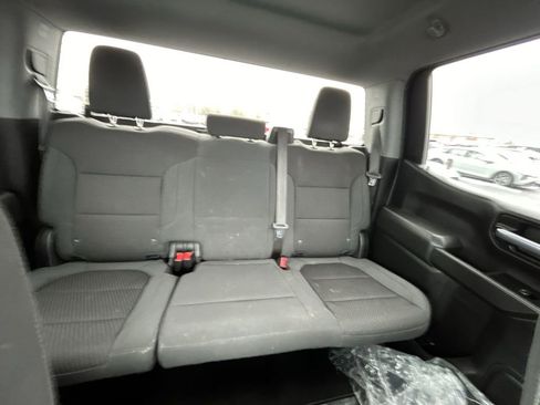 Used 2020 Chevrolet Silverado 1500 Custom w/ Custom Value Package image 15