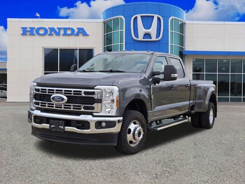 Used 2024 Ford F350 XLT w/ 360-Degree Camera Package image 5