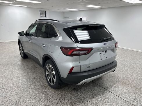 Used 2024 Ford Escape Platinum image 6