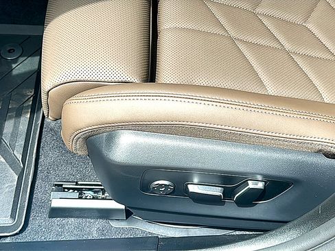 New 2027 BMW 530i w/ M Sport Package RWD image 12