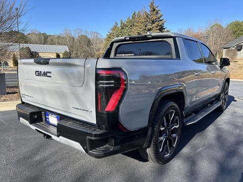 Used 2025 GMC Sierra EV Denali image 23
