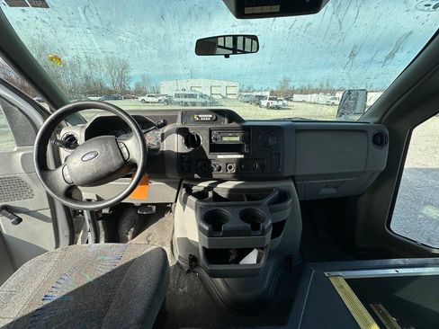 Used 2013 Ford E-450 and Econoline 450 Super Duty w/ Shuttle Bus Prep Pkg image 10