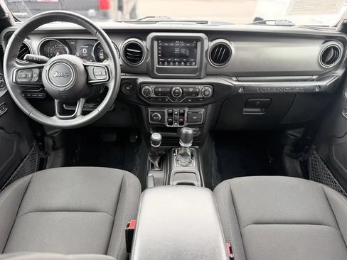 Used 2023 Jeep Wrangler Unlimited AWD/4WD image 11