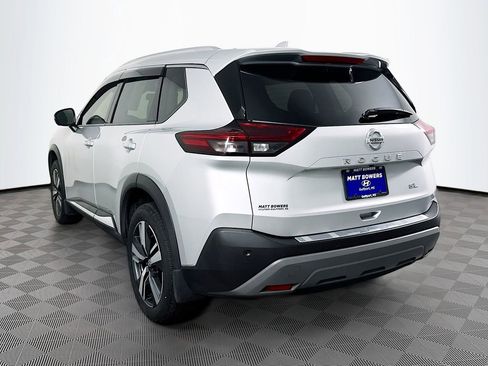 Used 2021 Nissan Rogue SL w/ Premium Package image 7