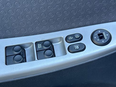 Used 2012 Hyundai Accent SE FWD image 13