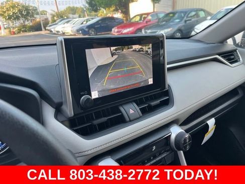 Used 2025 Toyota RAV4 XLE AWD/4WD image 24