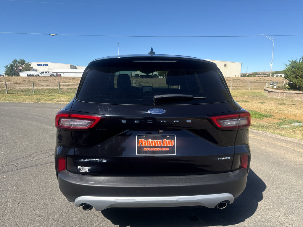 Used 2024 Ford Escape Active AWD/4WD image 6