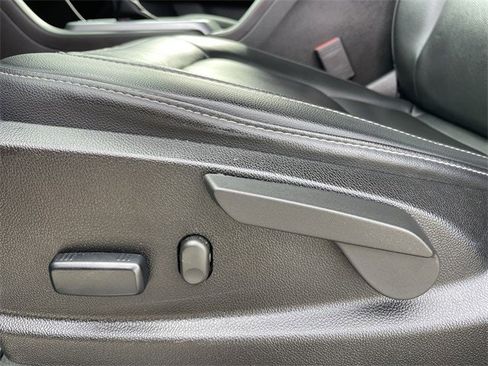 Used 2022 Chevrolet Colorado ZR2 image 26