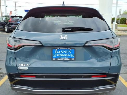 Certified 2024 Honda HR-V EX-L image 9