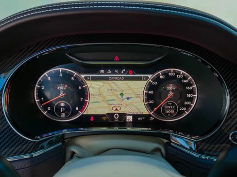 Used 2022 Bentley Continental GT image 75