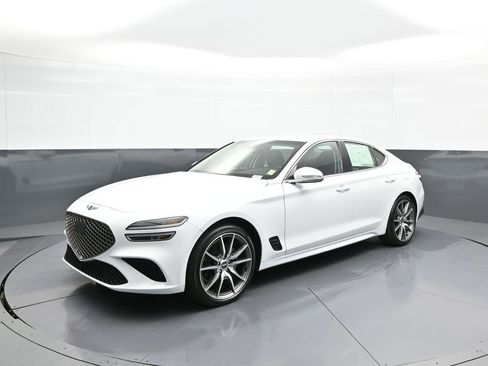 Used 2023 Genesis G70 2.0T AWD/4WD image 10